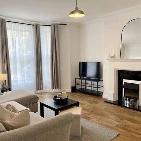 New Apartment In Town Centre Bournemouth Buitenkant foto